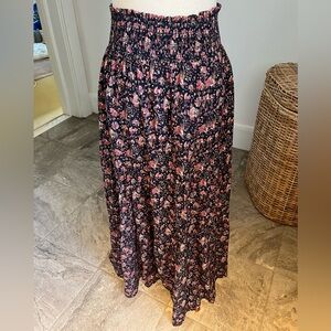 NWOT Faherty pull-on maxi skirt Small